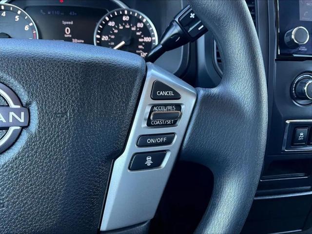2024 Nissan Titan Crew Cab SV 4x4