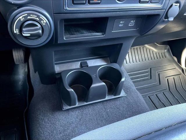 2024 Nissan Titan Crew Cab SV 4x4