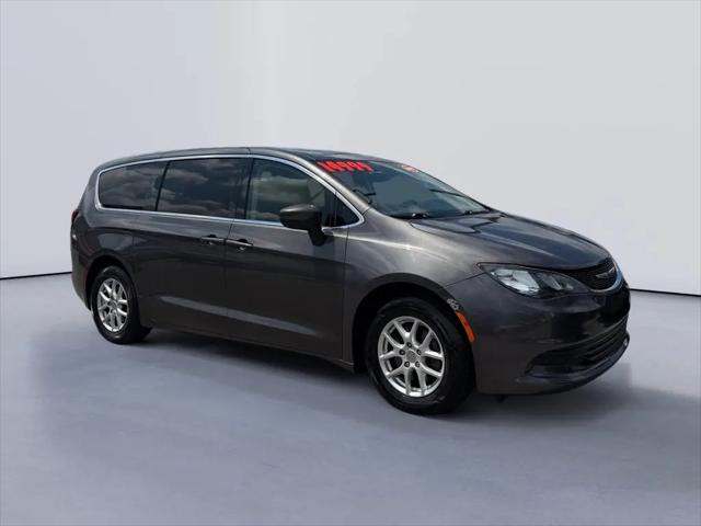 2017 Chrysler Pacifica Touring for sale in Knoxville, TN
