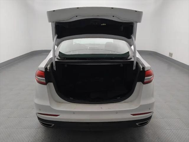 2020 Ford Fusion SE