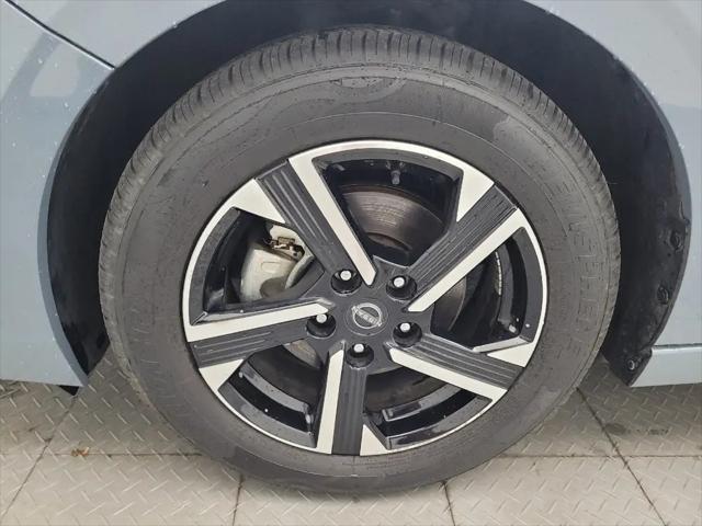 2024 Nissan Sentra SV Xtronic CVT