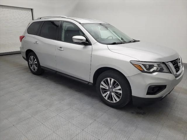 2019 Nissan Pathfinder SV