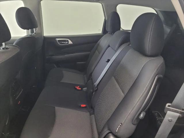 2019 Nissan Pathfinder SV
