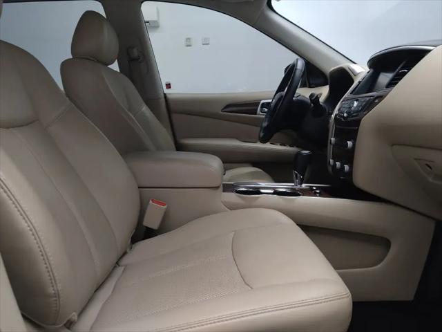 2020 Nissan Pathfinder Platinum 2WD