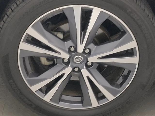 2020 Nissan Pathfinder Platinum 2WD