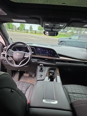 2023 Cadillac Escalade ESV 4WD Premium Luxury Platinum