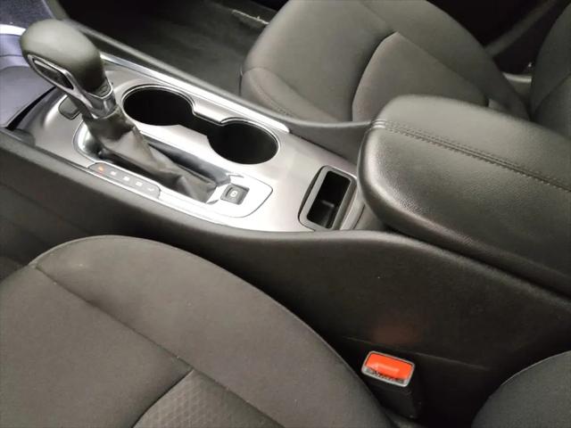 2022 Chevrolet Malibu FWD LT