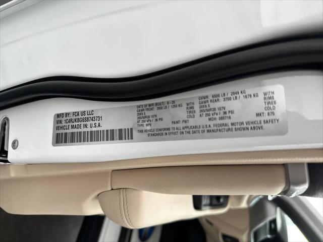 2025 Jeep Grand Cherokee L Limited 4x4