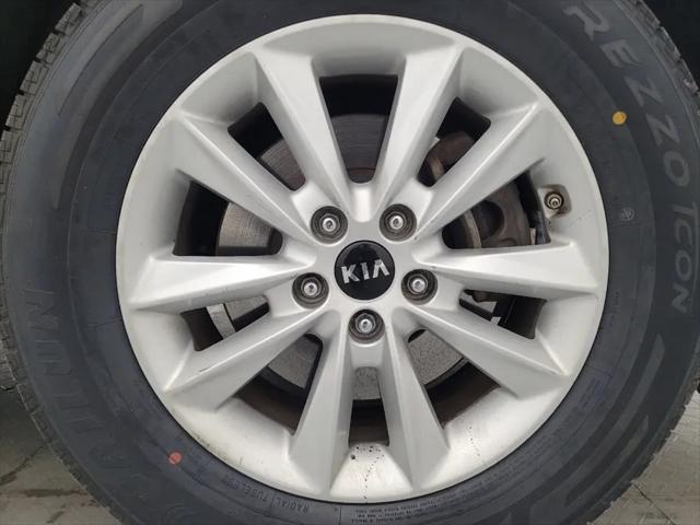 2020 Kia Sorento 2.4L LX
