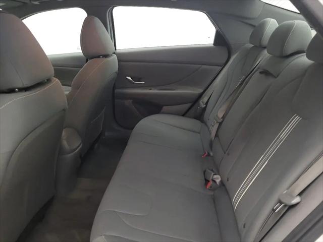 2022 Hyundai Elantra SEL