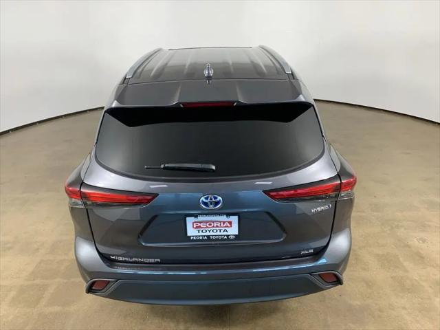2023 Toyota Highlander Hybrid XLE