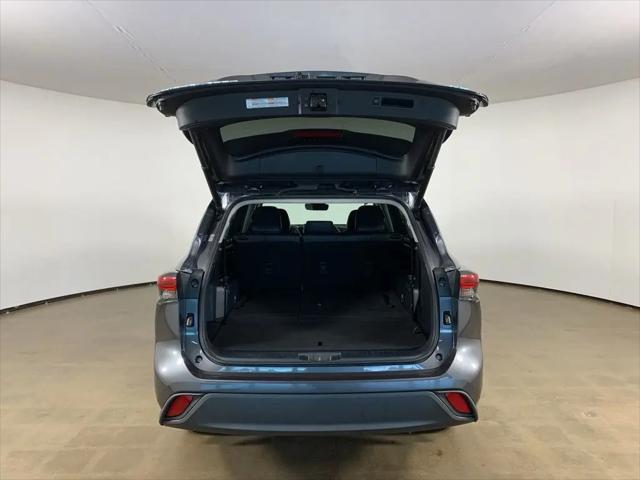 2023 Toyota Highlander Hybrid XLE