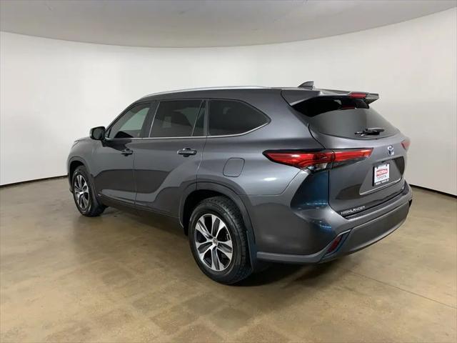 2023 Toyota Highlander Hybrid XLE