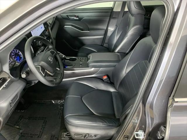 2023 Toyota Highlander Hybrid XLE
