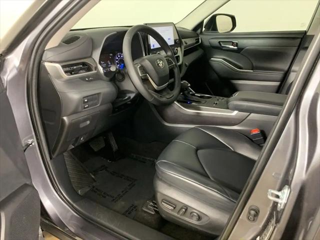 2023 Toyota Highlander Hybrid XLE