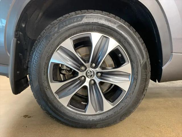 2023 Toyota Highlander Hybrid XLE