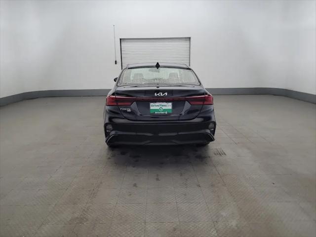 2023 Kia Forte LX