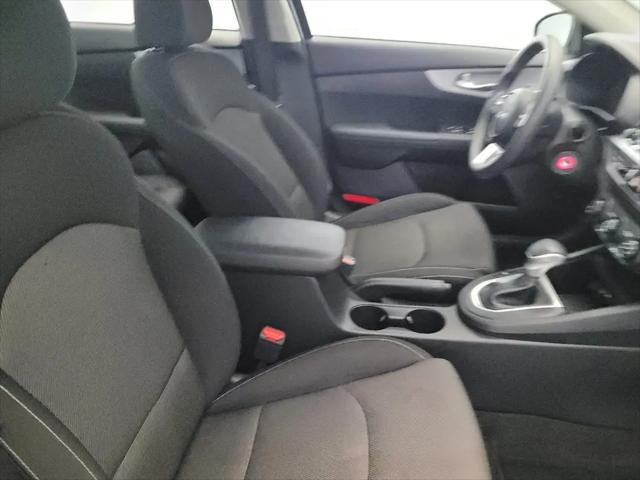2023 Kia Forte LX