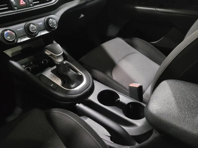 2023 Kia Forte LX