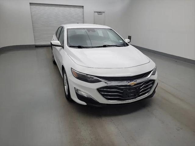 2021 Chevrolet Malibu FWD 1FL