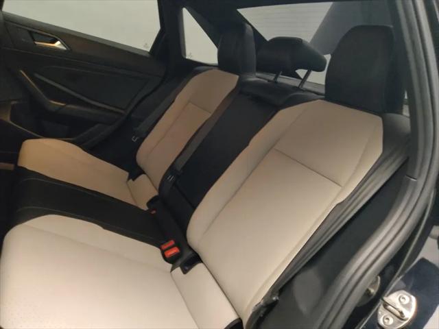 2019 Volkswagen Jetta 1.4T R-Line