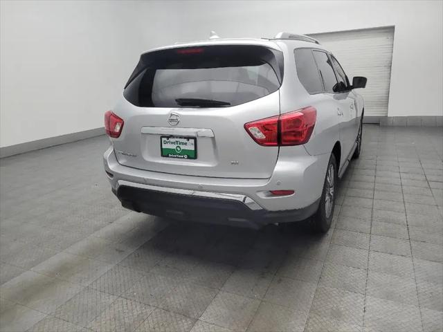 2020 Nissan Pathfinder SL 2WD
