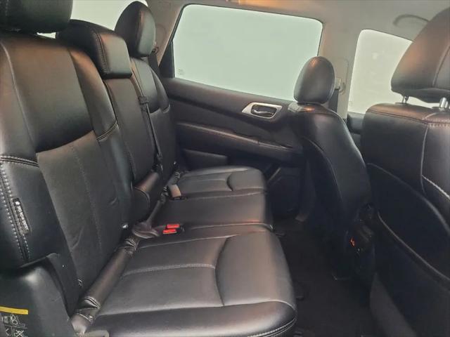 2020 Nissan Pathfinder SL 2WD