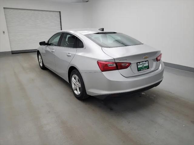 2022 Chevrolet Malibu FWD 1FL