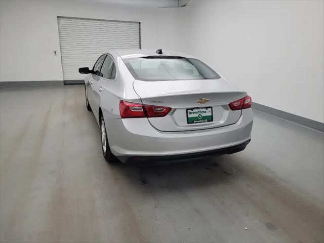 2022 Chevrolet Malibu FWD 1FL