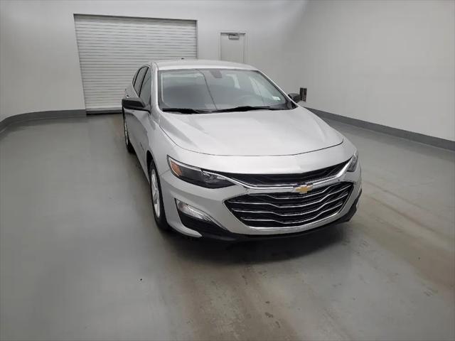 2022 Chevrolet Malibu FWD 1FL