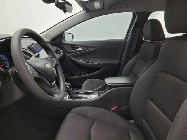 2022 Chevrolet Malibu FWD 1FL
