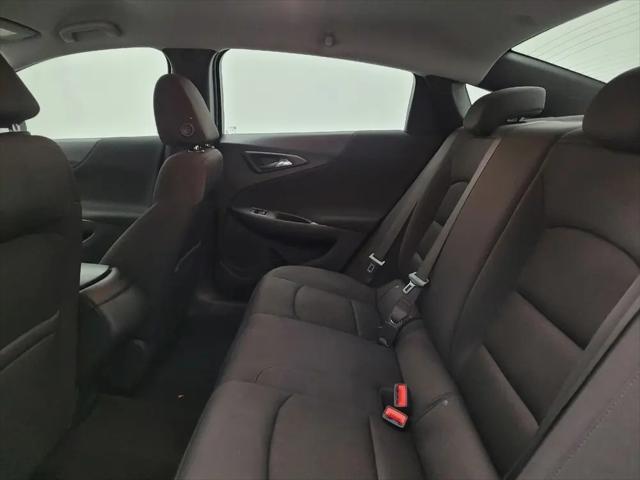 2022 Chevrolet Malibu FWD 1FL