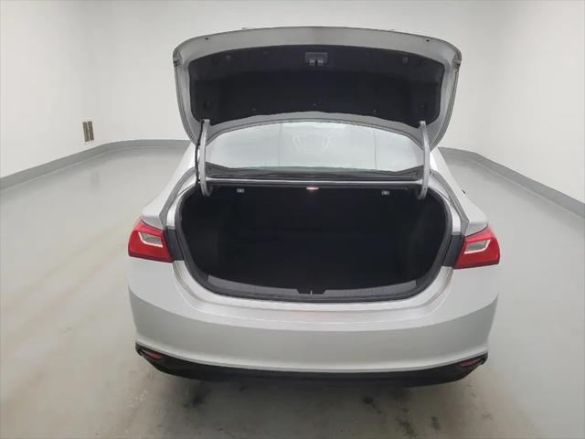 2022 Chevrolet Malibu FWD 1FL