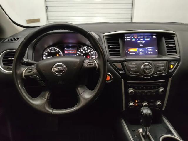 2018 Nissan Pathfinder SV