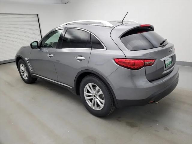 2017 INFINITI QX70 Standard
