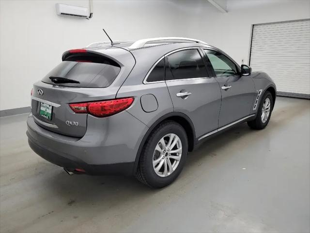 2017 INFINITI QX70 Standard