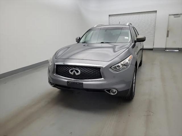 2017 INFINITI QX70 Standard