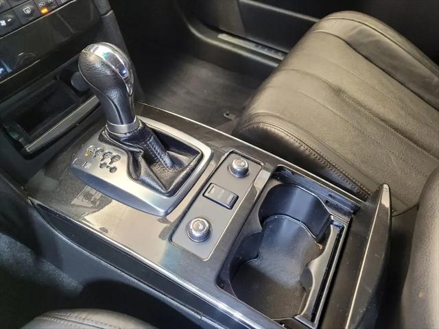 2017 INFINITI QX70 Standard