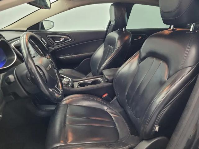 2017 Chrysler 200 Limited Platinum