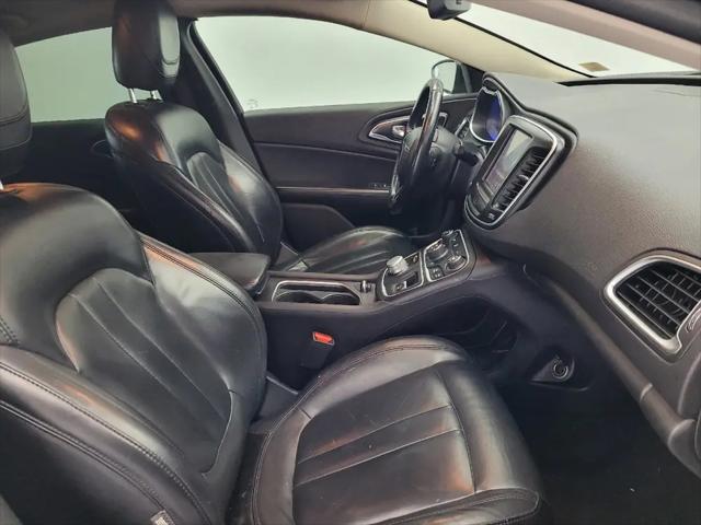 2017 Chrysler 200 Limited Platinum