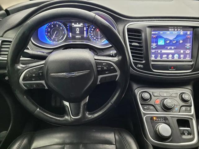 2017 Chrysler 200 Limited Platinum