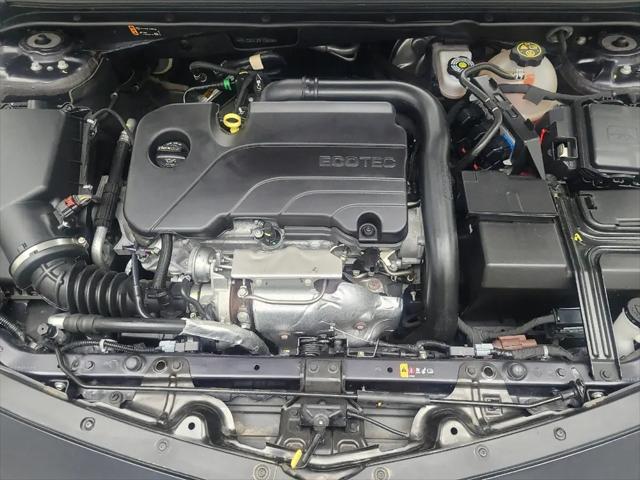 2022 Chevrolet Malibu FWD LT