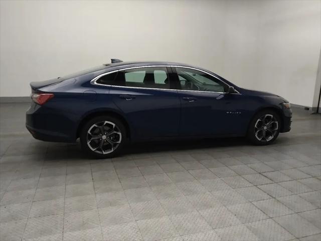 2022 Chevrolet Malibu FWD LT