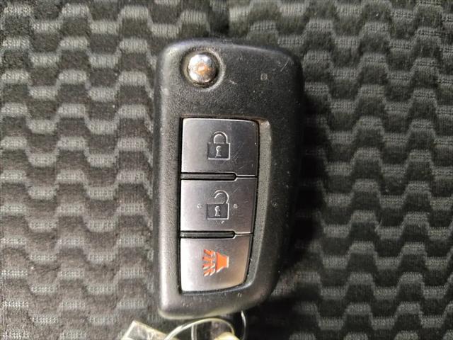 2020 Nissan Rogue Sport S FWD Xtronic CVT