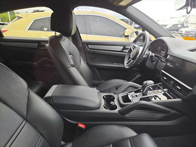 2023 Porsche Cayenne Platinum Edition