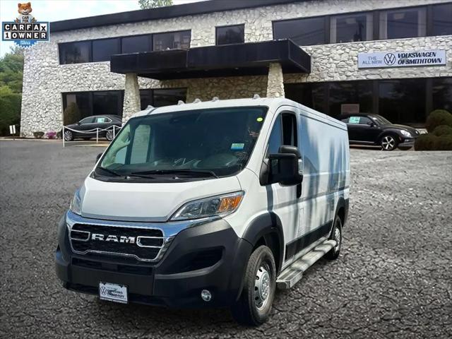 2025 Ram ProMaster 2500 Cargo Van Tradesman Low Roof 136" WB w/Pass Seat