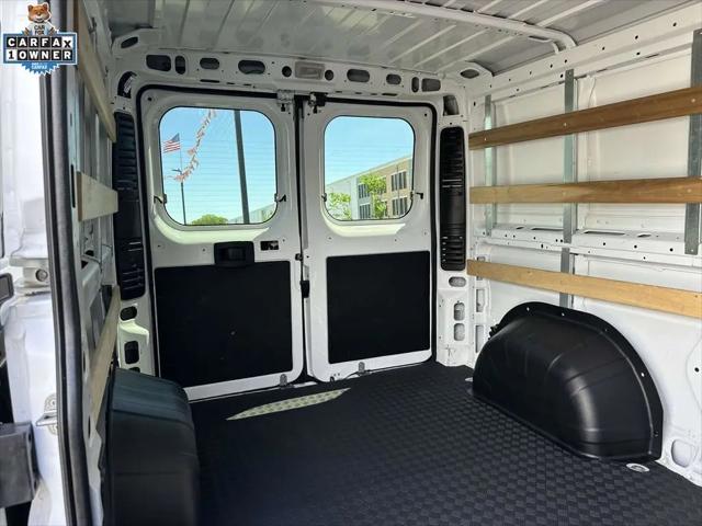 2025 Ram ProMaster 2500 Cargo Van Tradesman Low Roof 136" WB w/Pass Seat