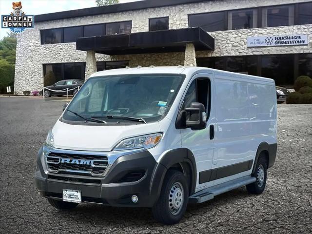 2025 Ram ProMaster 2500 Cargo Van Tradesman Low Roof 136" WB w/Pass Seat