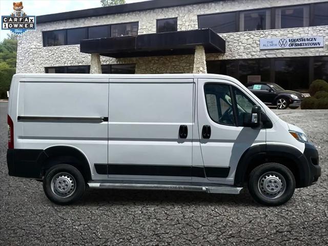 2025 Ram ProMaster 2500 Cargo Van Tradesman Low Roof 136" WB w/Pass Seat