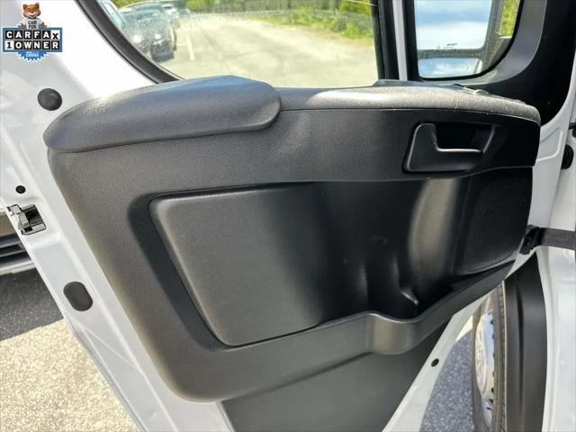 2025 Ram ProMaster 2500 Cargo Van Tradesman Low Roof 136" WB w/Pass Seat